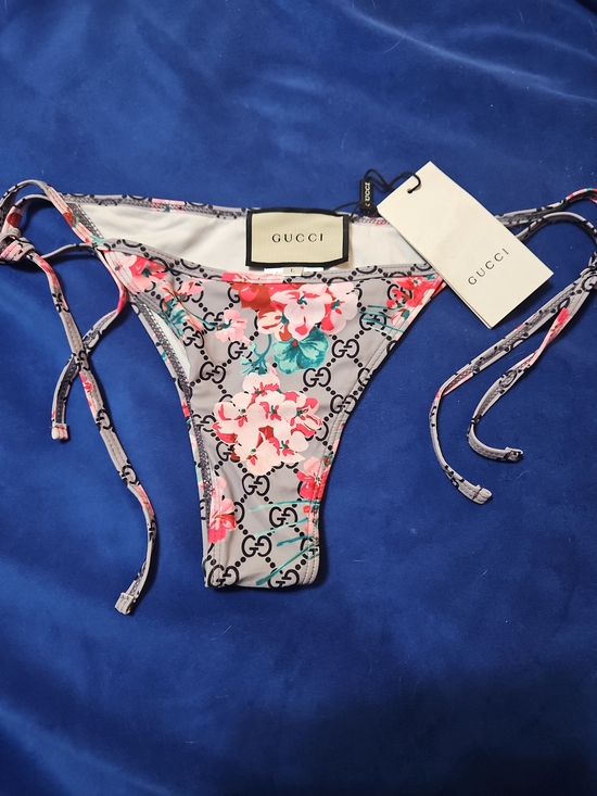 Gucci Other - Women's floral Gucci swim bottom